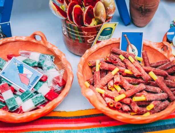 Mobiliario para la mesa de dulces - 4