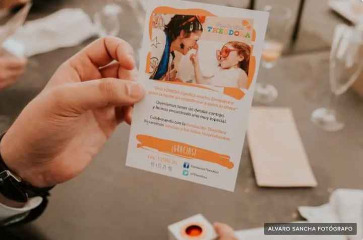 ¿Qué opinas sobre los recuerdos solidarios en una boda? - 1