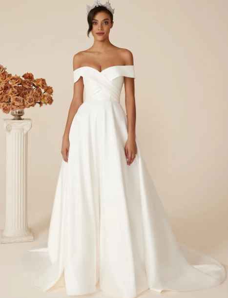 Vestidos románticos con hombros descubiertos #tendencias2022 - 1