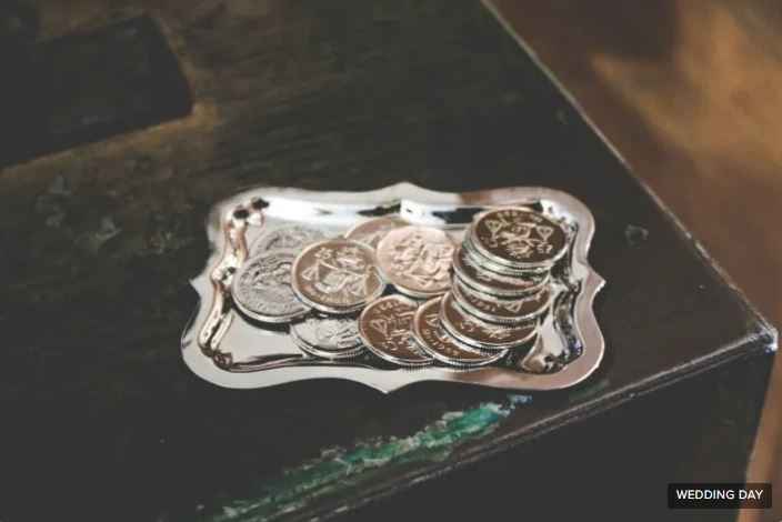 #4 Definan con cuánto dinero cuentan 🎁 - 1