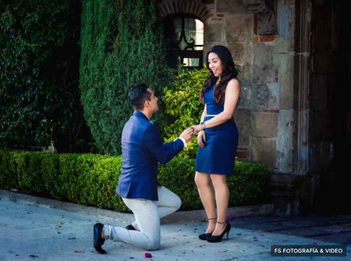 Tu pedida de mano en una palabra - 1