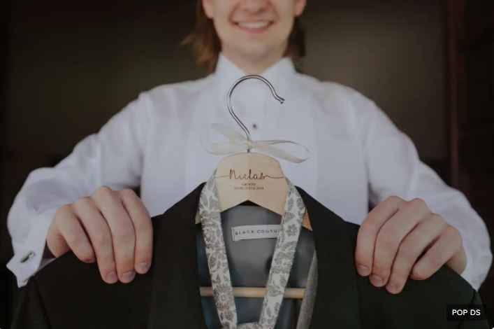 ¿Cuánto cuesta el traje de novio? - 1