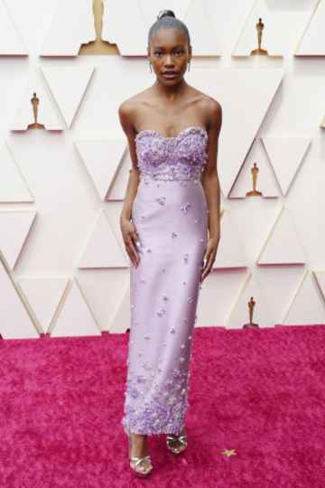 La alfombra roja de los Premios Oscar 2022 - Parte 5 - 🚧 - 11