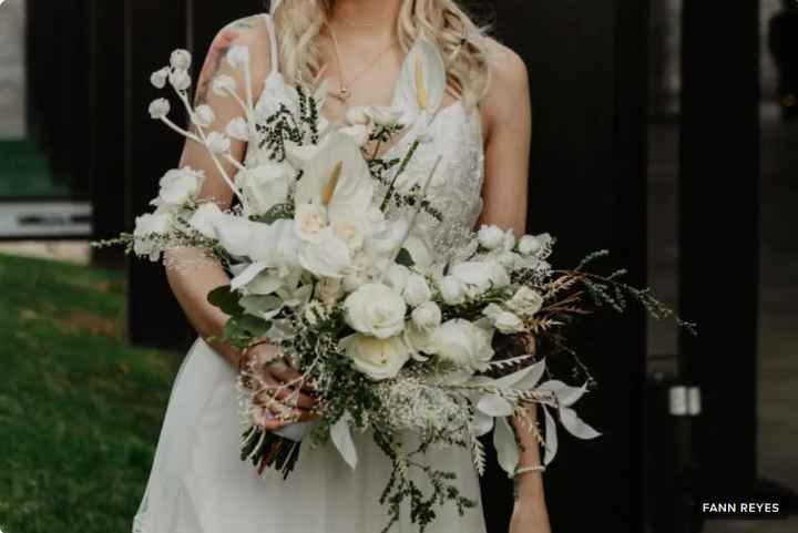 Novia y ramo, todo en blanco: ¿Te gusta? - 1