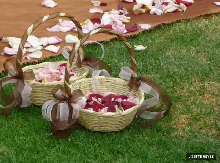 ¿Qué cosas aventar después de la ceremonia? - 1