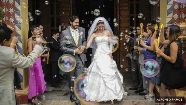 ¿Qué cosas aventar después de la ceremonia? - 3