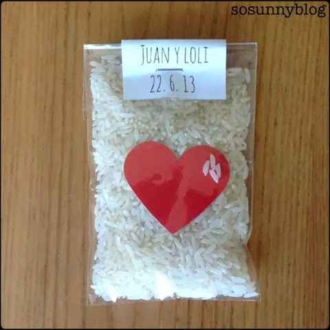 celofán con etiqueta