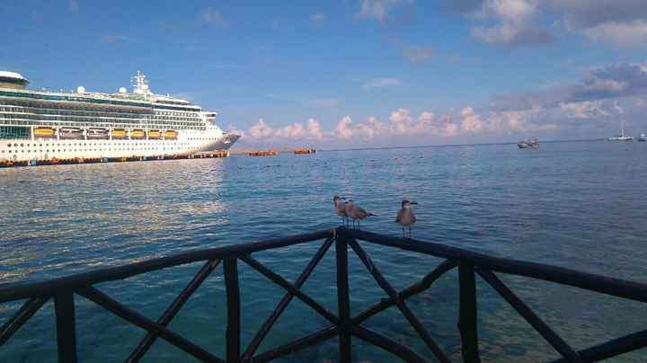 Aquí lo que les debía. - 1