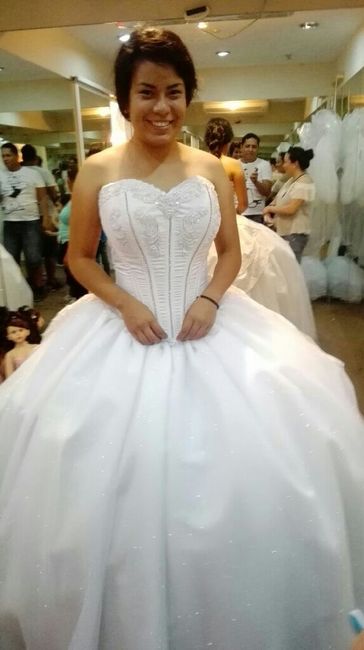  Chicas muestren una foto cuando encontraron su vestido de novia 👰🏻😍❤️ - 1