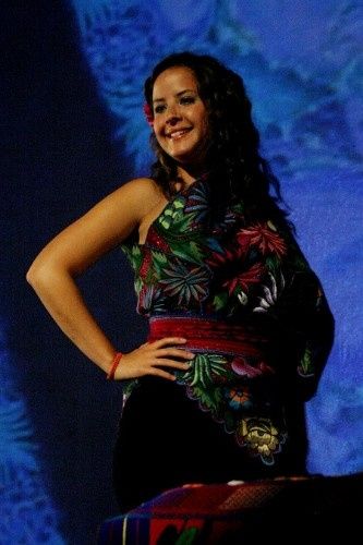 estilo guipil modelo de los altos