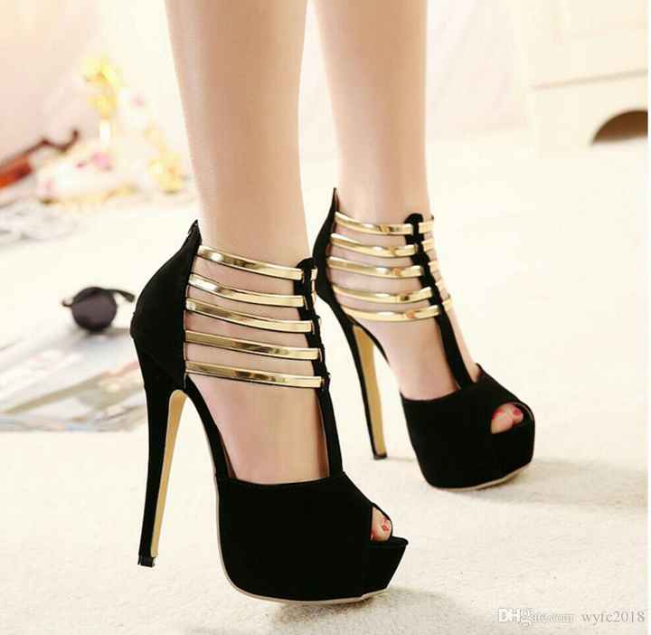 Guerra de Admins: Zapatos de novia - 1