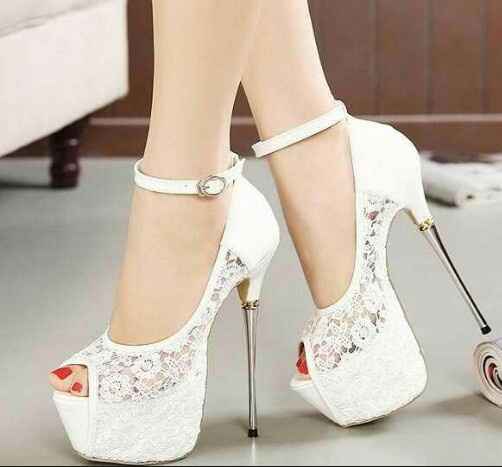 Guerra de Admins: Zapatos de novia - 1