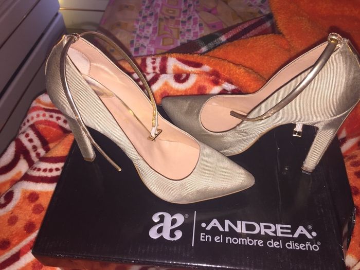 G) avances a 34 días...zapatillas/ cojines y pantallas - 1