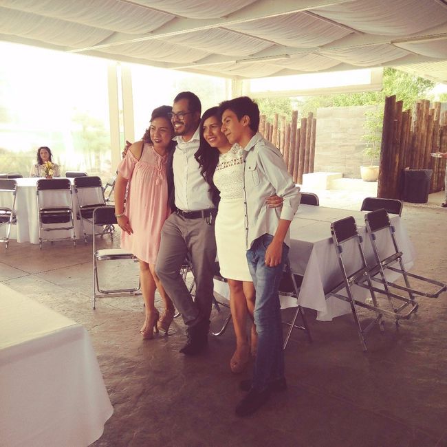 Con mis hermanitos!