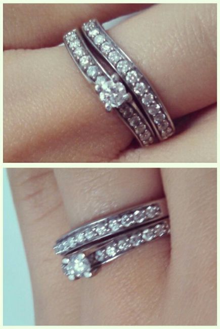 anillo de compromiso y argolla de casada