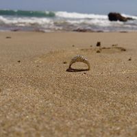 Mi hermoso anillo de compromiso =)