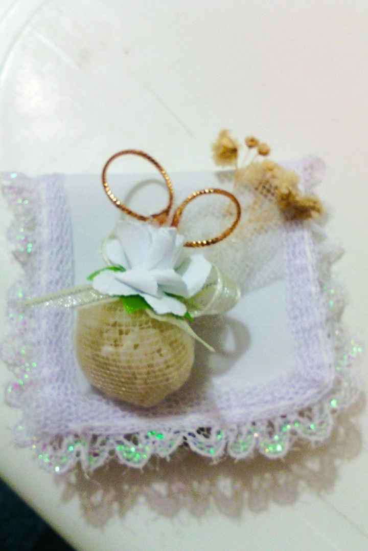 El primero jaja el costalito de arroz me salio grande XD