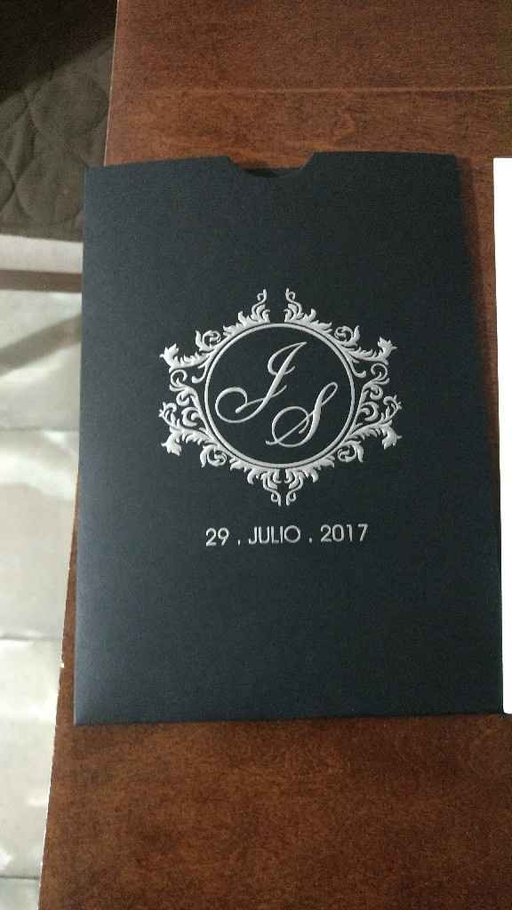 Invitaciones y argollas en mi poder - 1