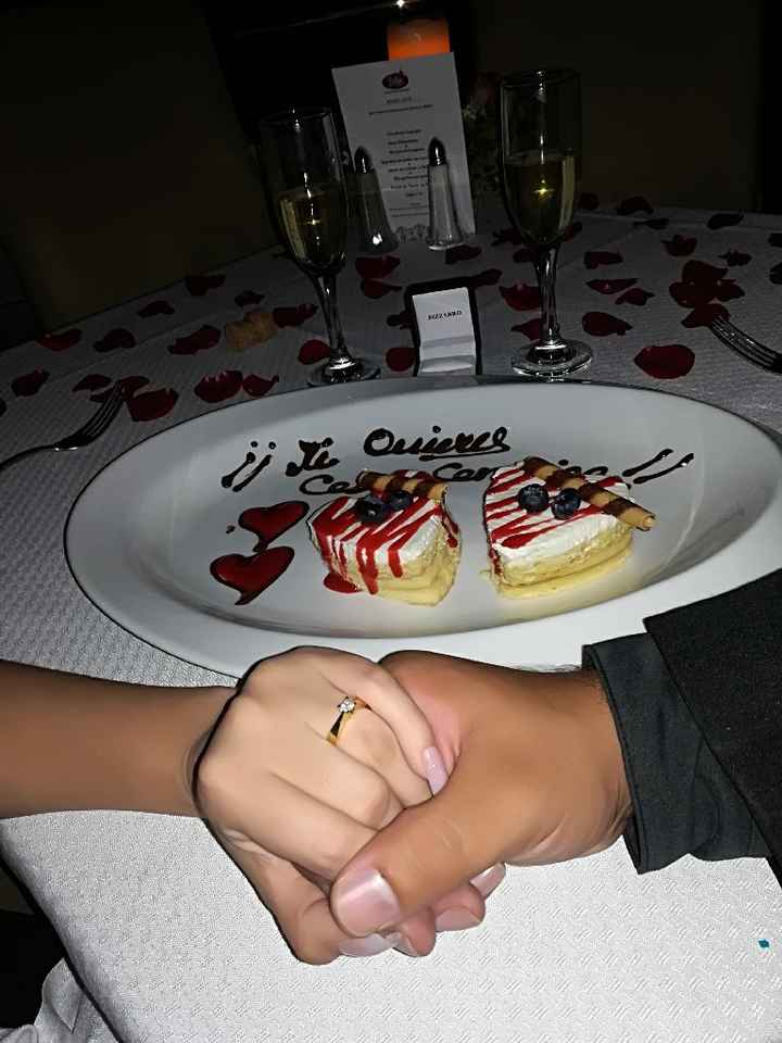 Usaste foto para anunciar el compromiso?? - 1