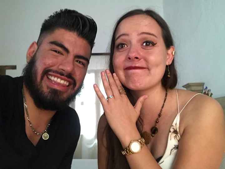 Yan reta a los novios de la comunidad a subir la foto de su propuesta de matrimonio - 1