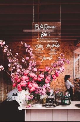 Wedding bar 