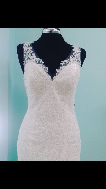 👗 ¿Sabes todo sobre el escote en V ? ¡Ven a convertirte en una experta! 👗 - 1