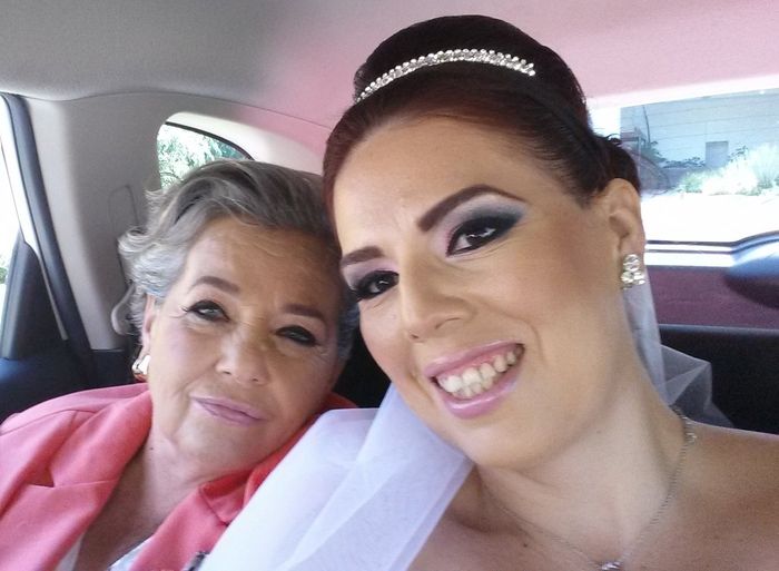 Con mi ma´mi hermosaa