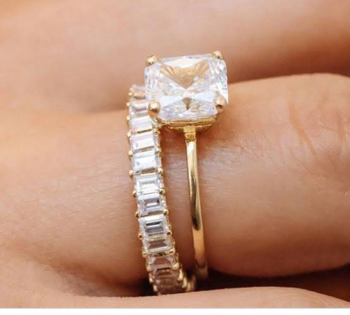 Dónde compraron sus anillos de matrimonio? 4