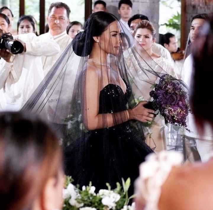 Brides 👰🏽 in black 🖤🖤🖤 - 9