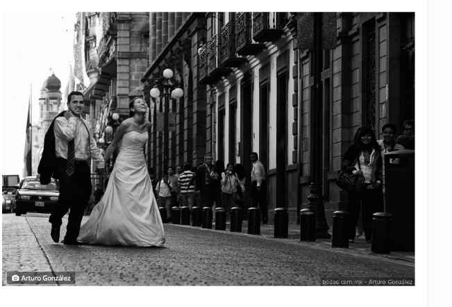 Fotos en blanco y negro mezclando la majestuosidad de lo cotidiano y el gran dia