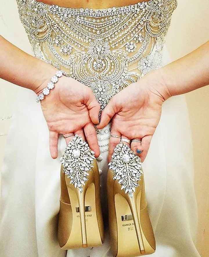 Califica estos zapatos Badgley Mischka 👠 - 1
