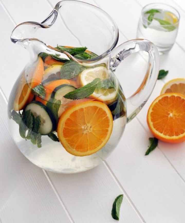  Agua, tomar mucha agua 