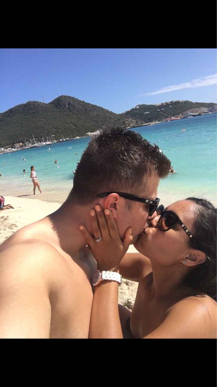  Novios Besucones exagerados - 1