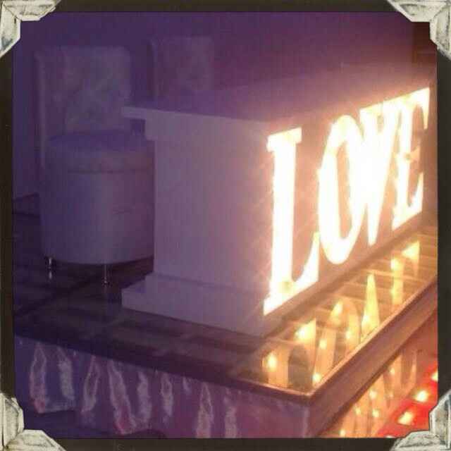  Habemus Mesa de novios ... - 1