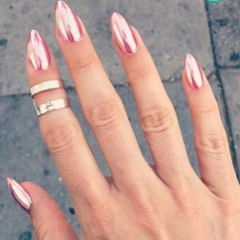 Muy de moda el rosa gold ♥