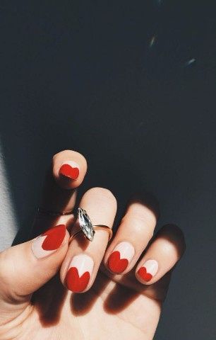 o corazoncitos en la puntita ♥