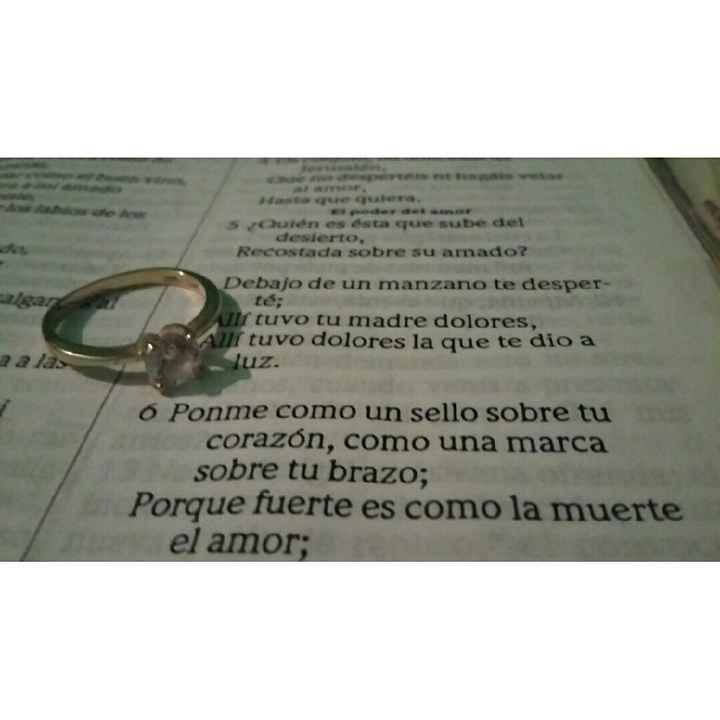 Fotos lindas con su anillo de compromiso - 1