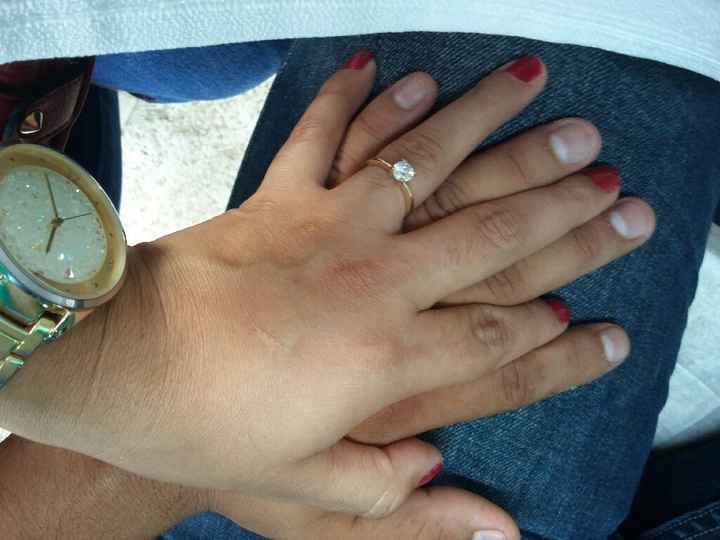 Fotos lindas con su anillo de compromiso - 1