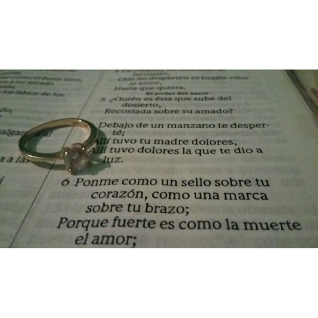 Fotos lindas con su anillo de compromiso - 1