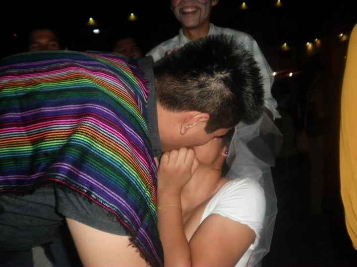 esperemos lucir mejor que en esta boda de feria xd
