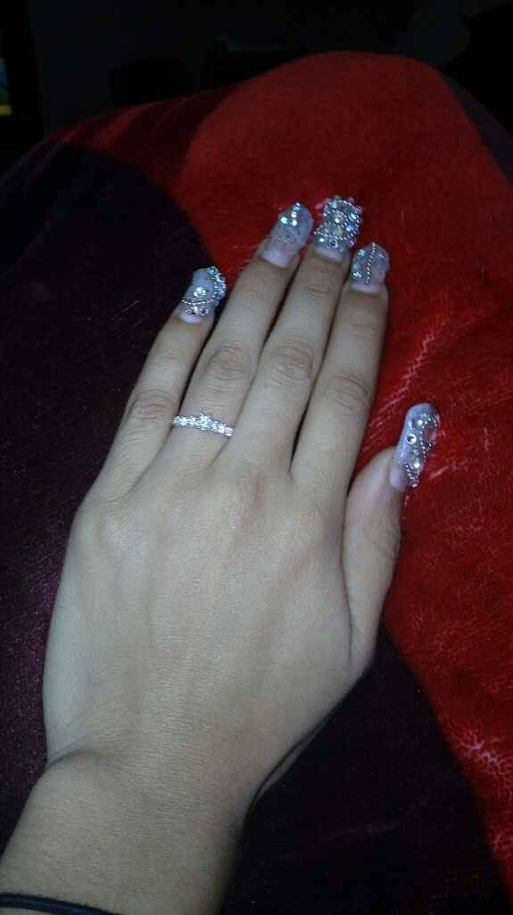 ¡Presuman sus bellos anillos! - 1