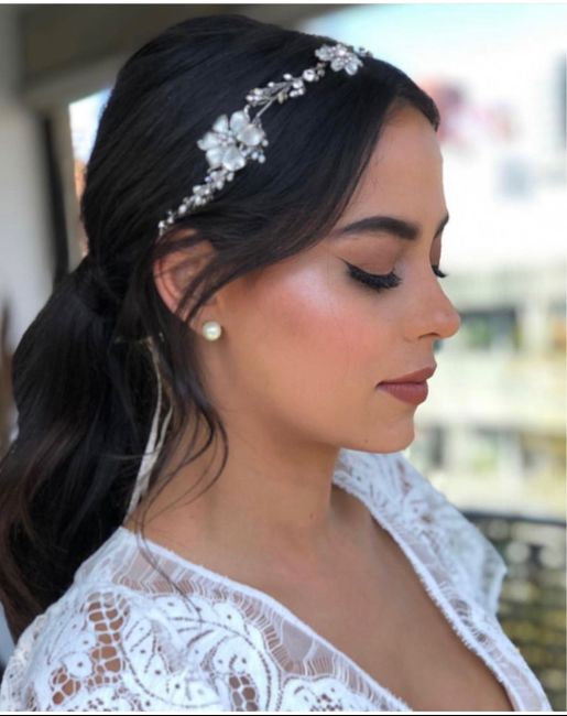 ¿Ya sabes cómo será tu peinado y maquillaje? 5