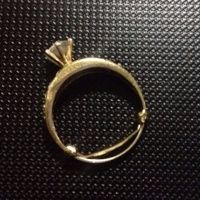 Anillo con puente
