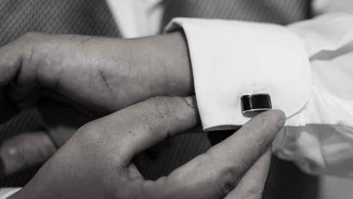 yo le regalé sus mancuernillas a mi amor