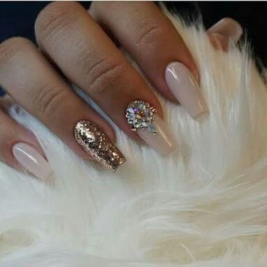 10 ideas de manicura francesa para novia - 1
