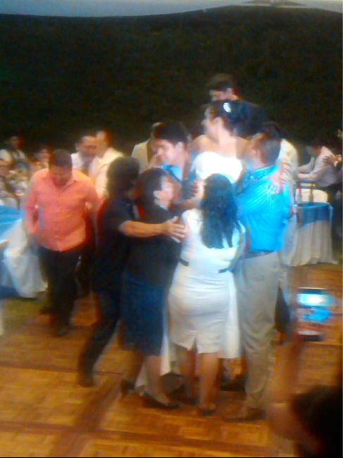 Mi boda fue el 11 de Mayo - 11