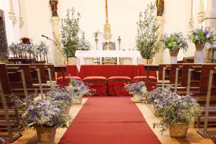 Decoración Vintage en la iglesia de la ceremonia - 1