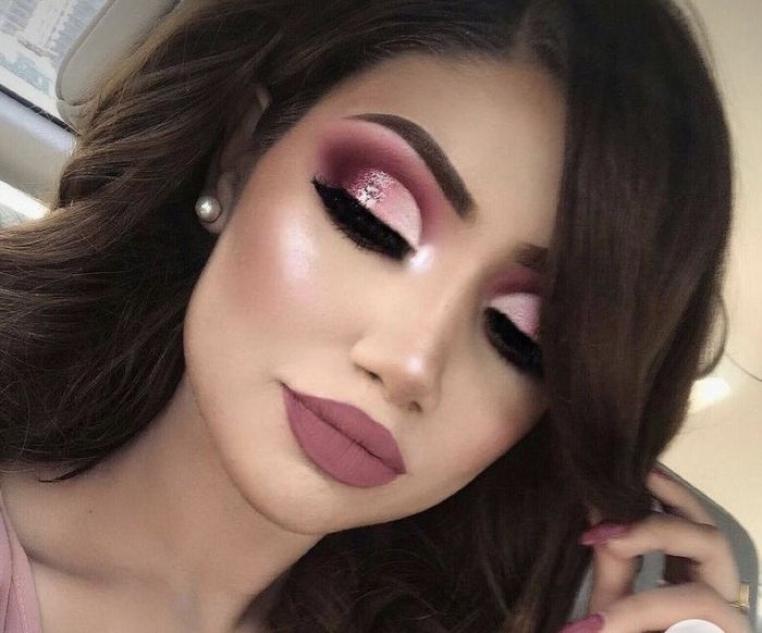 Maquillaje muy rosa💕💕 3