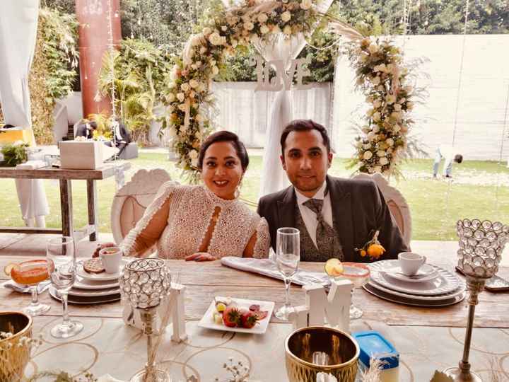 ¿Qué accesorio no puede faltar en el outfit del novio? 🤵🎩 - 1