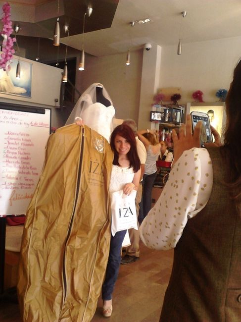 YA TENGO MI VESTIIIDO